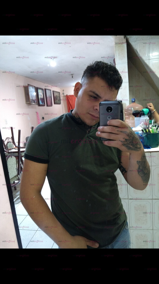 FOTOS DE CHICO CHACALON UNIVERSITARIO MUY CALIENTE CON GUSTO