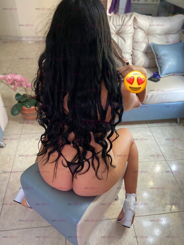 FOTOS DE LINDA PELI NEGRA CRISTAL DE 20 AÑOS CADERONA PARA TY SEXI
