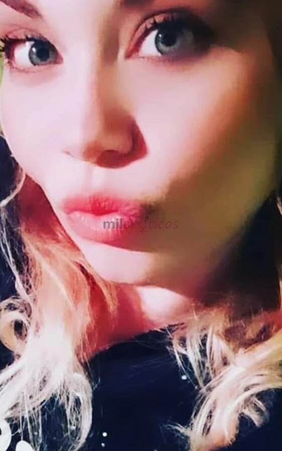 Juegetes atiendo parejas servicio en mi dpto o a domicilios movil incluido servicio completo escribemetrabajo por horas y noches completas doy besos y...