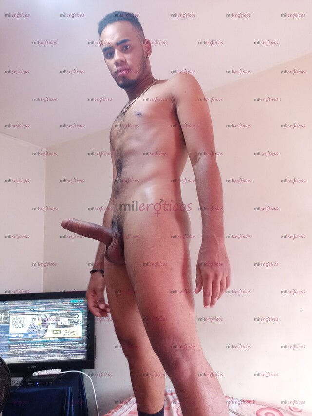 FOTOS DE MACHO ACT. ETGON 24 CM DE MONDA LLEGANDO X PRIMERA. ES A TU CUIDAD