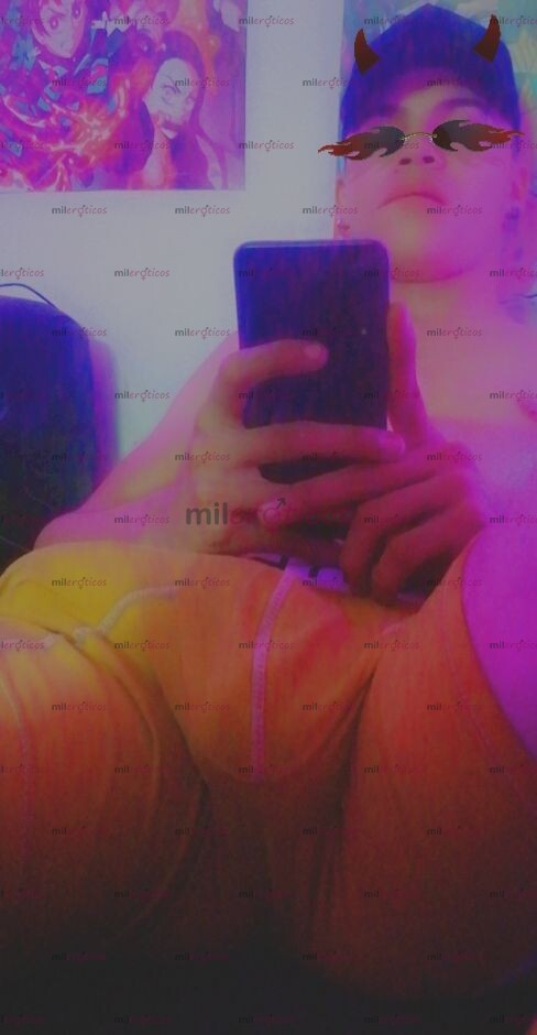 FOTOS DE JOVEN CALIENTE Y COMPLACIENTE VERGUDO Y VENOSO !!!