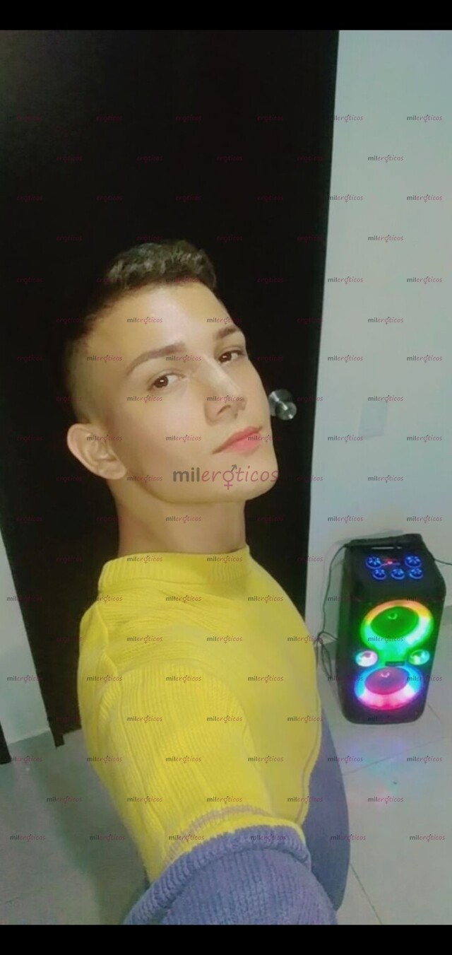 FOTOS DE JOVENCITO DE 20 SERIO VERSÁTIL MAS PASIVO