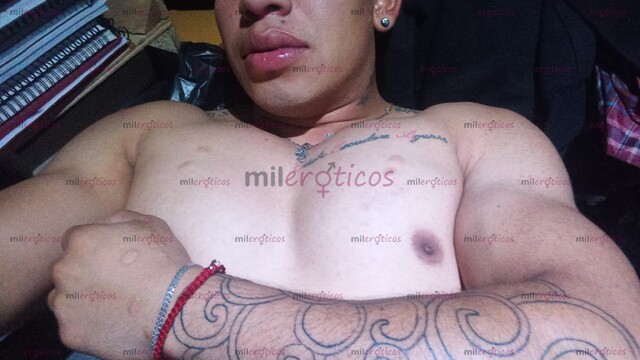 FOTOS DE SOY CHICO CARIÑOSO Y MUY ATENTO AMO LA COMIDA Y ASER COMPAÑÍA