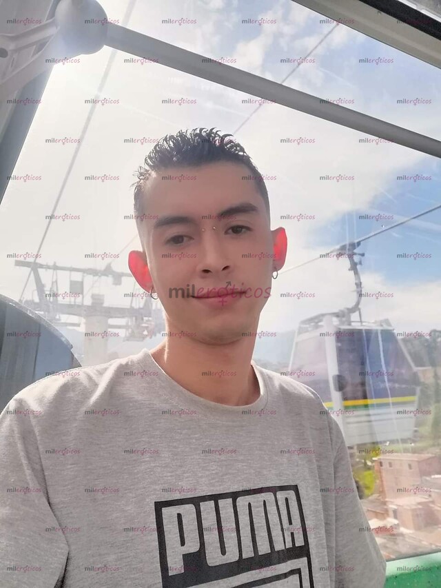 FOTOS DE HOMBRE SERIO VARONIL PARCHADO...............................