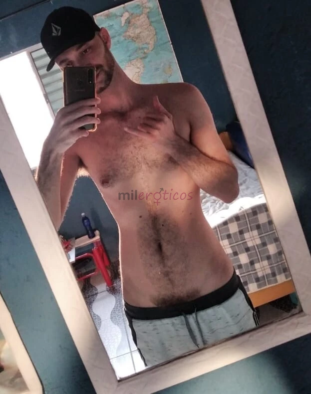 Disponivel 24 h vamos fazer um sexo virtual gostoso falo putaria gozo gostoso mostro cada gota de porra que sai dele chama estou disponivel 24 horas d...