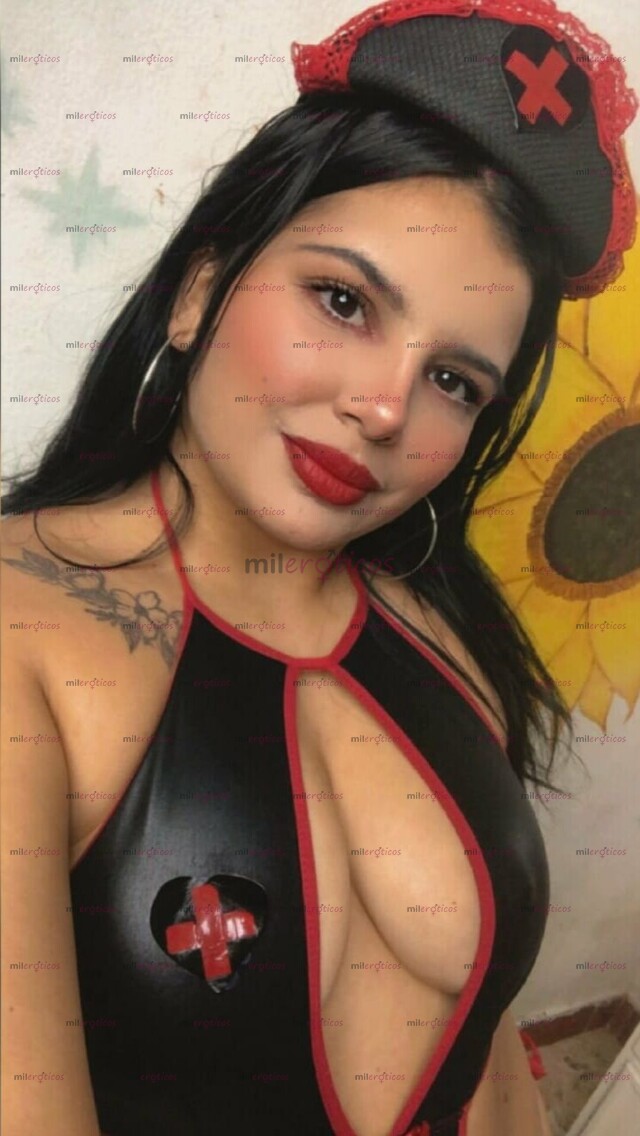 FOTOS DE CHICA DESCOMPLICADA ARDIENTE Y SUMISA BUENA MAMADORA