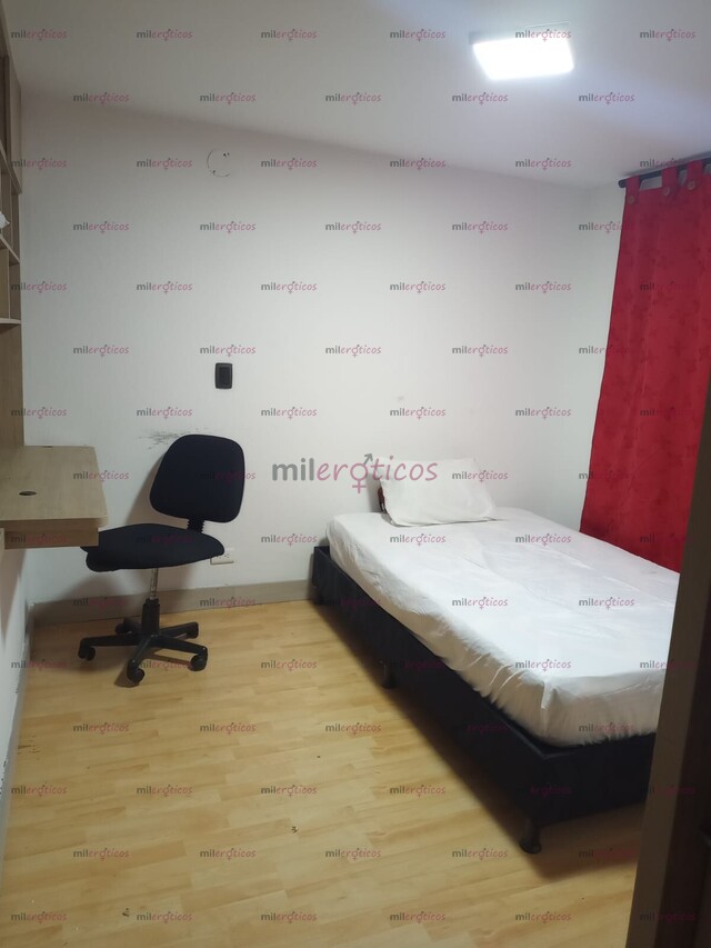 FOTOS DE CUPO DISPONIBLE COMO ESCORT, APTO PRIVADO RESERVADO