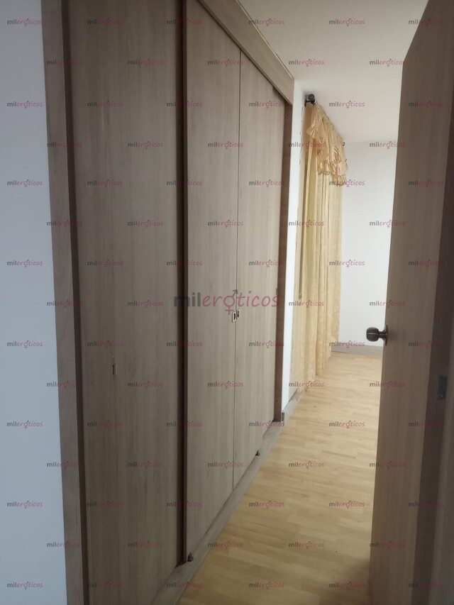 FOTOS DE CUPO DISPONIBLE COMO ESCORT, APTO PRIVADO RESERVADO