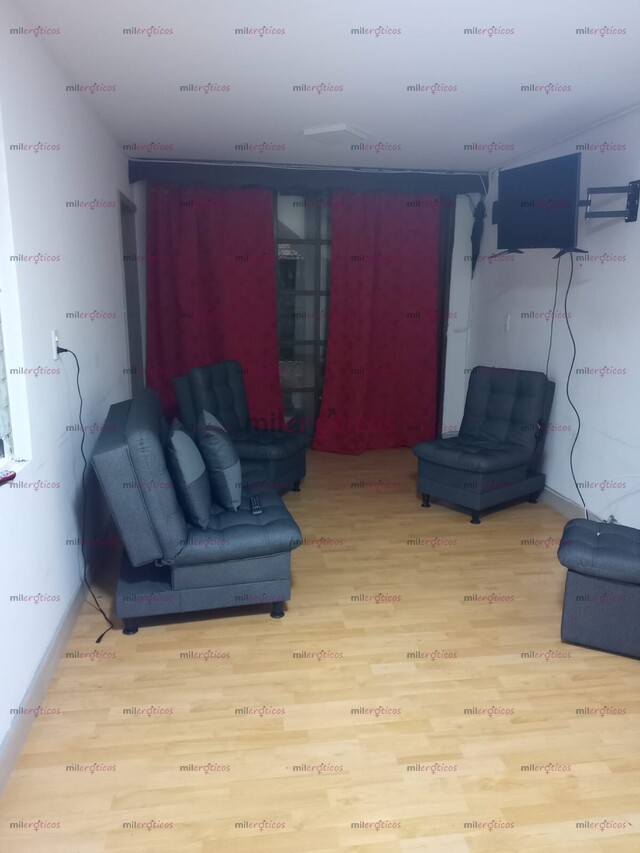 FOTOS DE CUPO DISPONIBLE COMO ESCORT, APTO PRIVADO RESERVADO