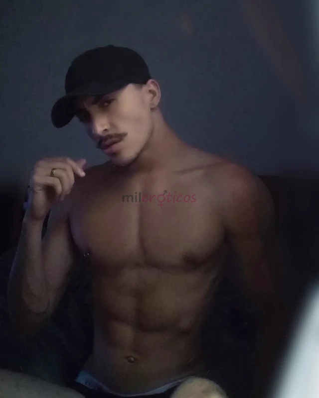 Me chamo kaleb tenho 26 anos ascendencia italiana 1 83 de altura 72 kg versatil 20 cm de pau bunda lisa bonito e super higienico sou extremamente safa...