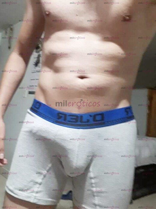 FOTOS DE ANDRES, UN CHICO COMPLACIENTE EN TODO SENTIDO