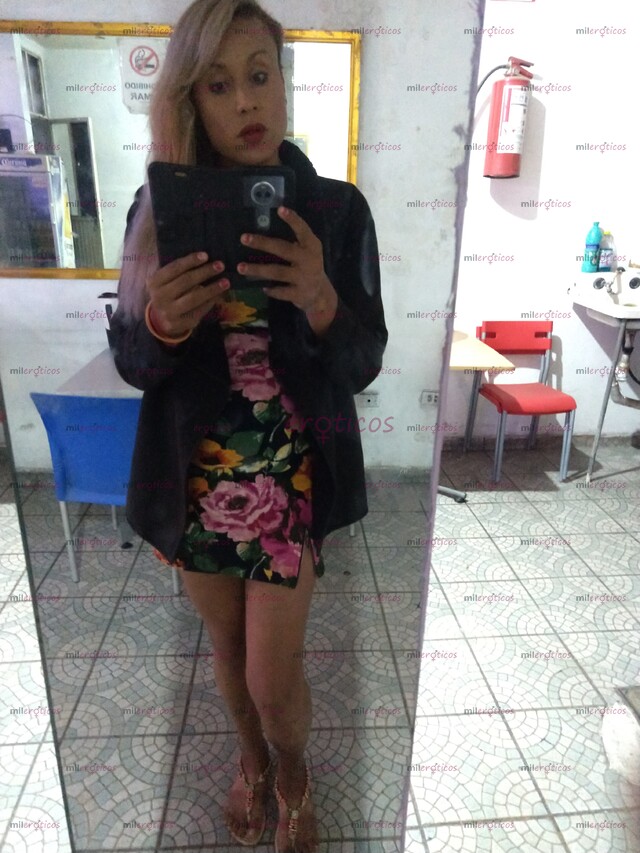 FOTOS DE TIENES DESEO Y GANAS DE ESTAR CON UNA NENA COMO YO