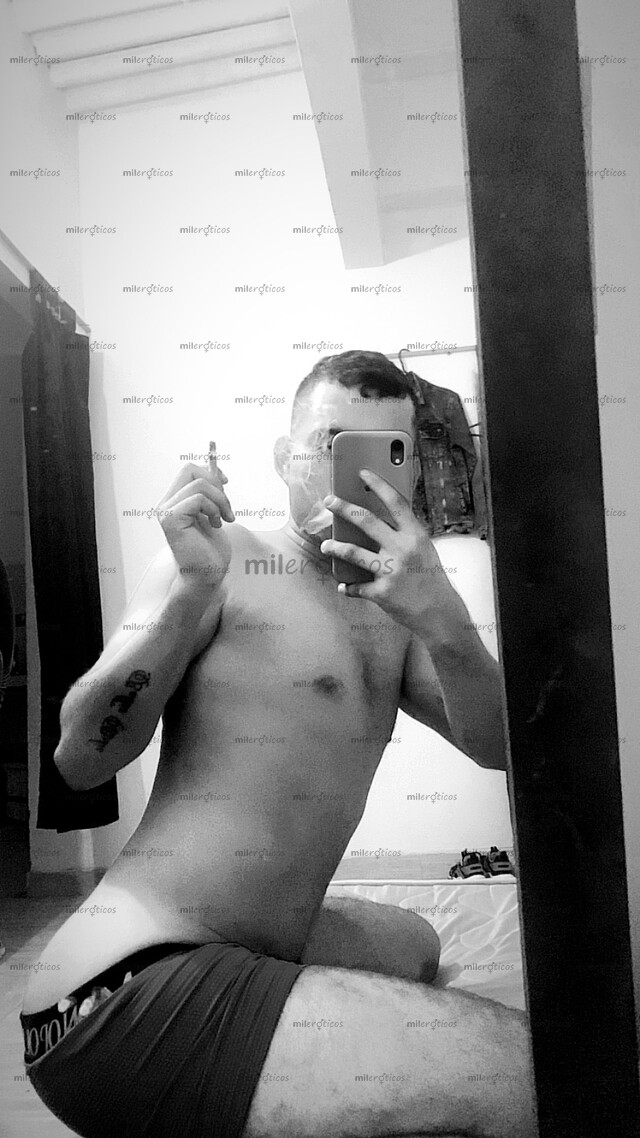 FOTOS DE CHICO SERIO CON SITIO DISPONIBLE LAS 24 7HRS SIN AFANES