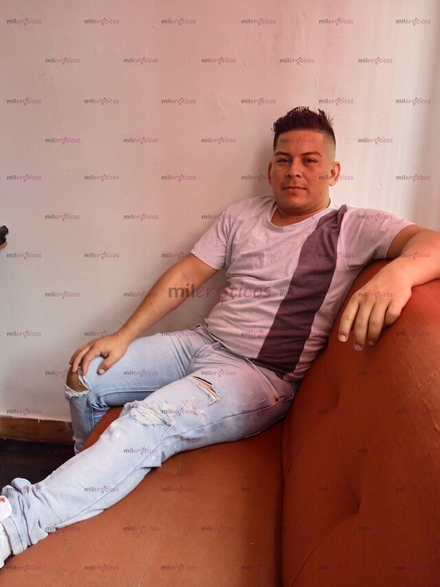 FOTOS DE VENEZOLANO EN CUCUTA SIEMPRE ATENTO A LAS SOLICITUDES