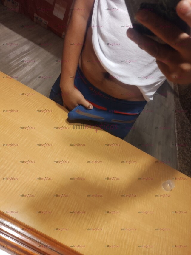 FOTOS DE CARISMÁTICO, TEMA DE CONVERSACIÓN, BUEN AMANTE Y COMPAÑERO