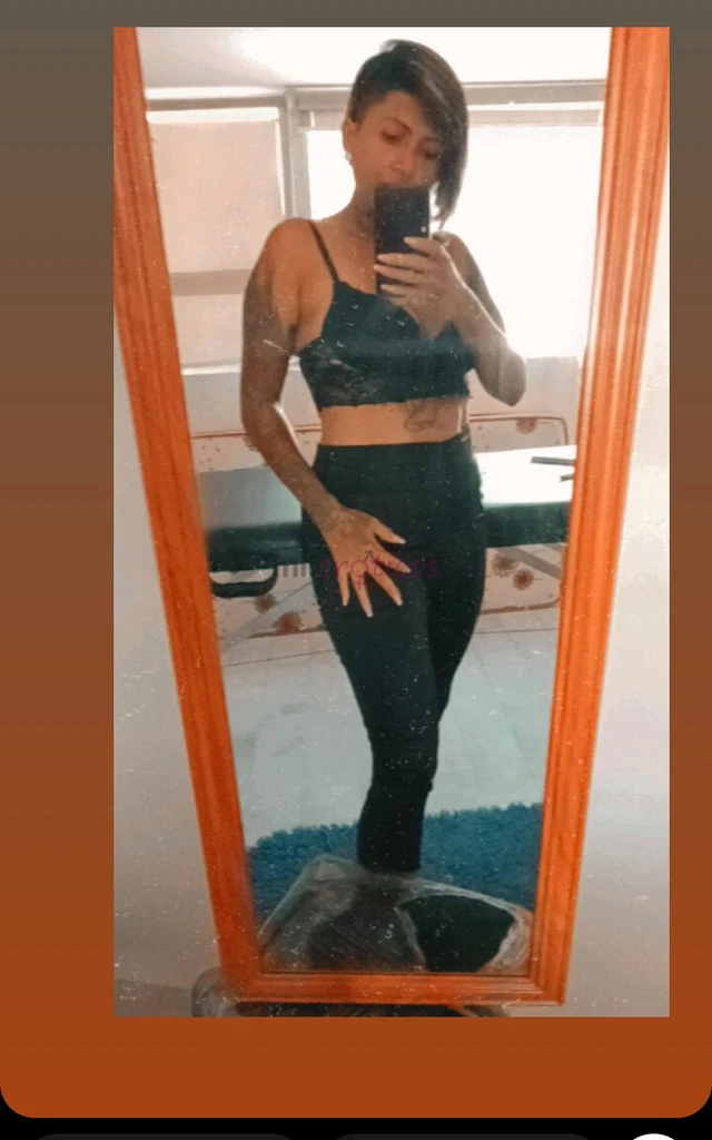 Ola mim chamo ericaesta precisando relaxar venha conferir meu atendimento tenho uma excelente massagem relaxante com uma maravilhosa finalizacao feita...