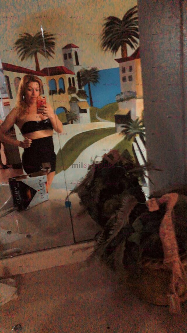 FOTOS DE ESPECTACULAR TRANSEXUAL BELLA Y COMPLACIENTE