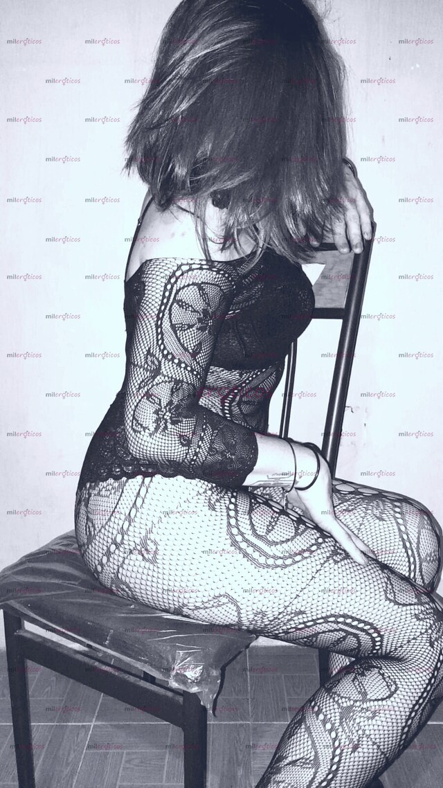 FOTOS DE SOY TU CHICA CARAMELO... DEJAME LLENARTE DE MI MIEL