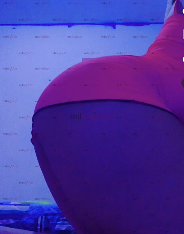 FOTOS DE FLACA ,PELO LARGO DISPUESTA A COMPLACER TUS CAPRICHOS 4