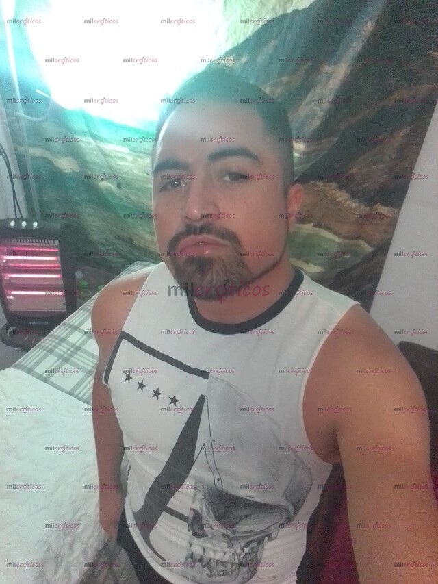 FOTOS DE DÉJAME CONSENTIRTE CON UN DELICIOSO MASAJE COMPLETO.