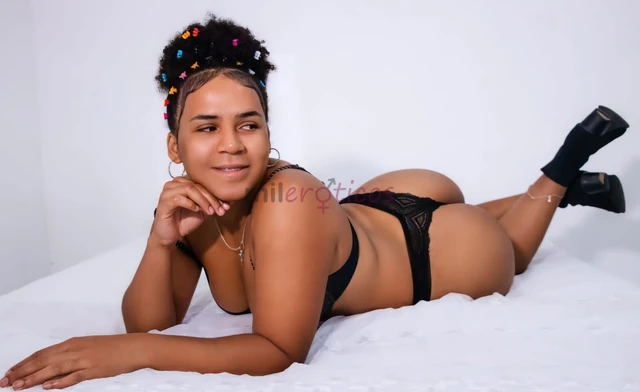Oii sou dandara uma linda morena pele de pessego rostinho angelical labios carnudos seios medios bem fortes coxas grossas bumbum grande e empinado sou...
