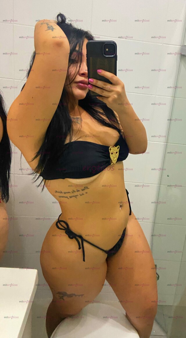 FOTOS DE COMPLACIENTE NENA DE 18 AÑOS DE COLA PARADITA SENOS PEQUEÑOS Y ROSTRO ANGELICAL
