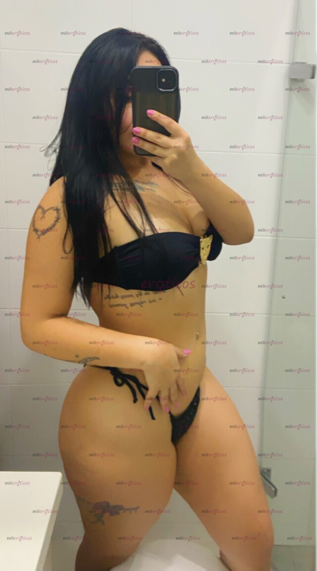 FOTOS DE COMPLACIENTE NENA DE 18 AÑOS DE COLA PARADITA SENOS PEQUEÑOS Y ROSTRO ANGELICAL