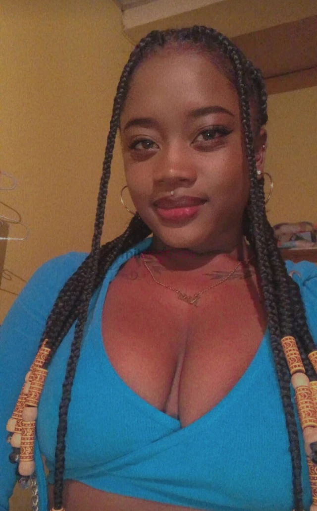 Hola amor soy tu linda una joven escort con una preciosa figura delgada curvas que roban todas las miradas senos redondos una cola provocativa bien pa...