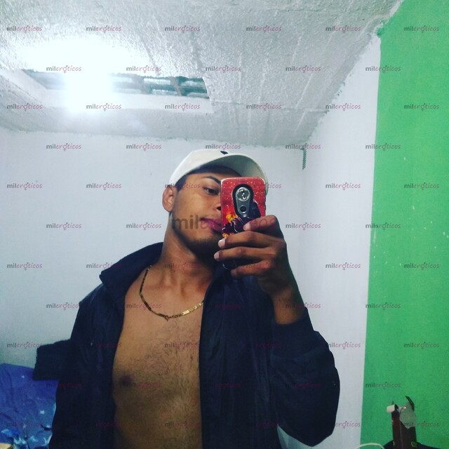 FOTOS DE CHICO JOVENCITO 24 AÑOS COMPLACIENTE A MADUROS