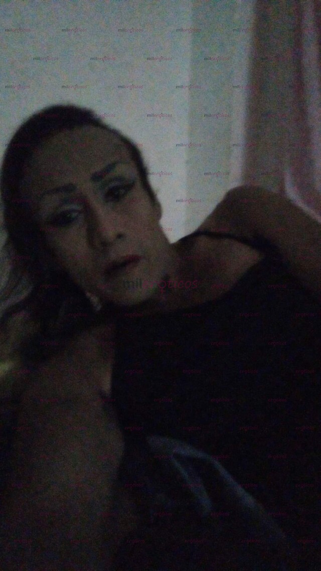 FOTOS DE HOLA SOY VIOLETA DOY MASAJE Y MUY CACHONDA VEN Y DISFRUTAR