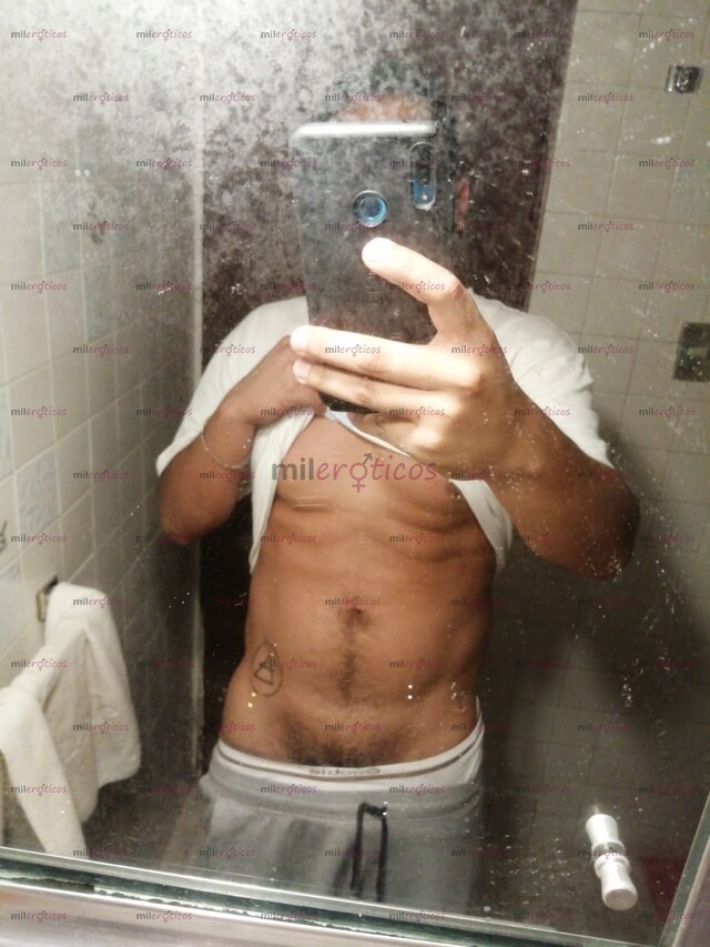 FOTOS DE SOY DANIEL, ME GUSTA COMPLACER A LAS MUJERES. 800 X 1 HORA