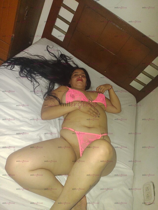 FOTOS DE DELICIOSA CHICA CON UNOS SENOS GRANDES Y DELICIOSOS