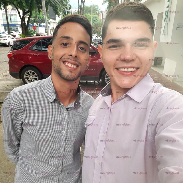 FOTOS DE PAREJA DE VERGONES VERSATILES Y ARRECHOS CON GANAS DE CLAVAR Y QUE NOS CLAVEN