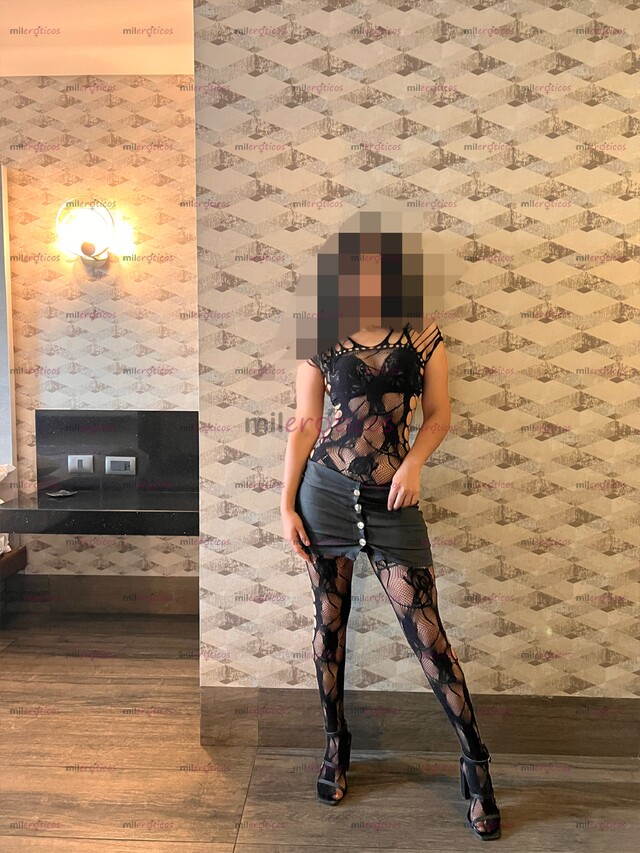 FOTOS DE SI BUSCAS UNA CHICA DELGADITA, TOTALMENTE NATURAL, CINTURA RICA, ES CONMIGO AMOR