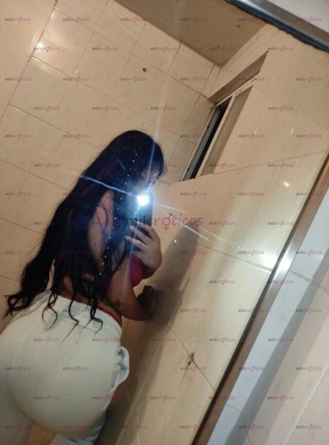 FOTOS DE LISTA PARA COMPLACERTE COMO EL REY QUE ERES,SOY LA MAS PERRITA DE LA ZONA