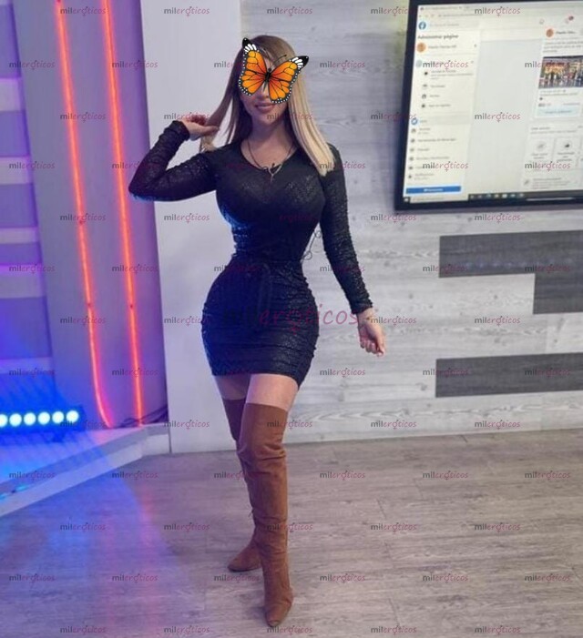 FOTOS DE KENDAL VIP EMPEZANDO EN EL AMBIENTE Y SUPER SENSUAL Y COMPLACIENTE HOT