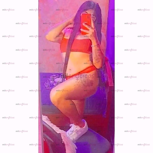 FOTOS DE TU EXPERTA TRAGONA CON GANAS DE MUCHA LECHE Y PENE COMPLACIENTE MUY ARRECHITA