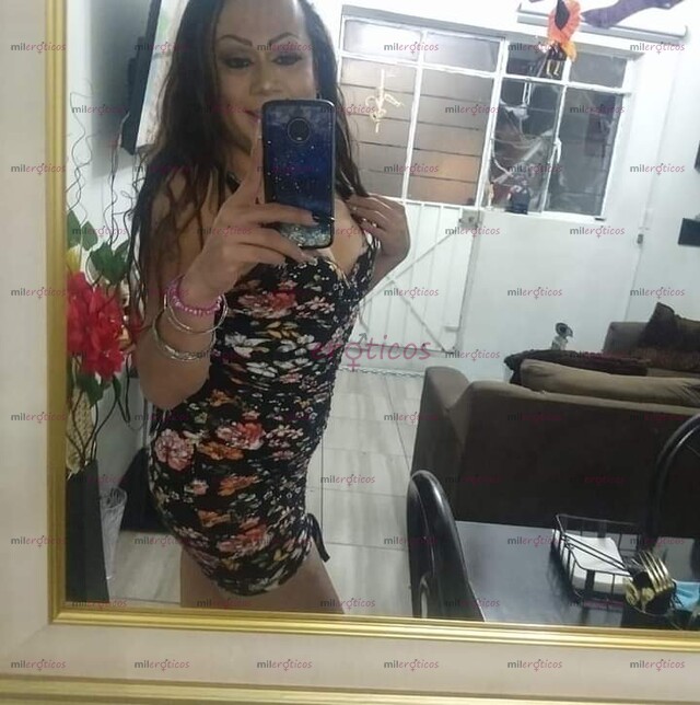 FOTOS DE ANALY DE REGRESO PARA DARNOS LECHITA Y PASAR UN RATO AGRADABLE