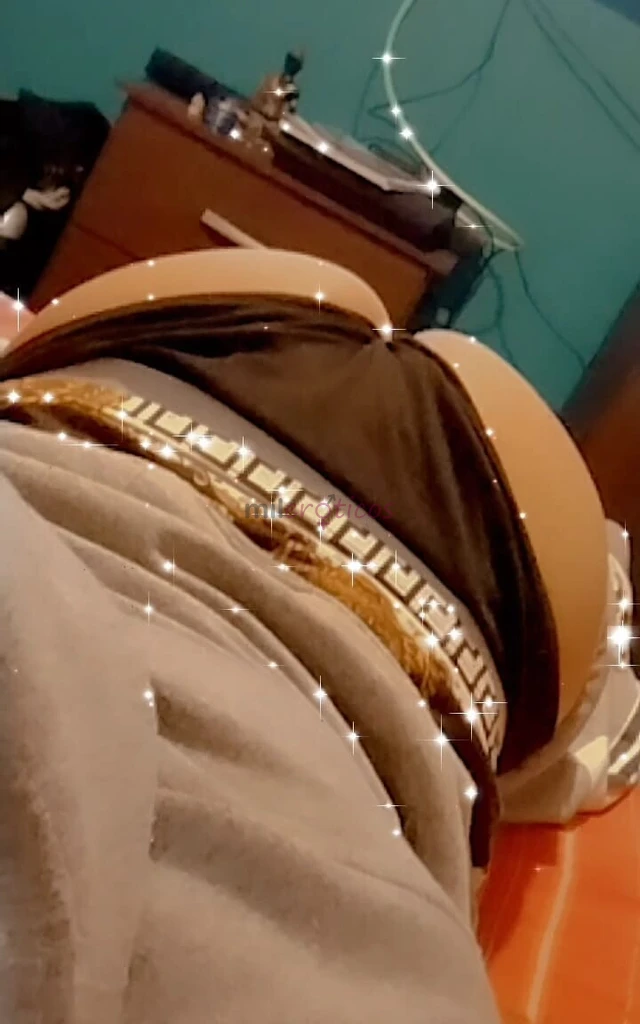 Hola bebe ketal me llamo ignacio tengo 21 anos realizo solo buenos tratos todo bajo una ricaa seriedad y discrecion cuento con lugar y estacionamiento...