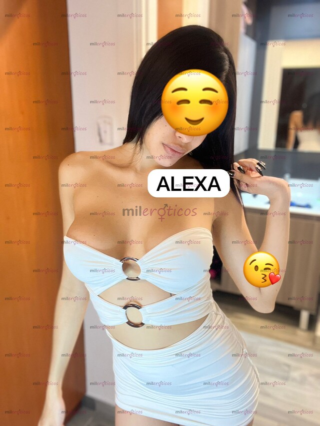 FOTOS DE ALEXA HERMOSA CHICA VIP DE PIES A CABEZA!! ESTOY HERMOSA
