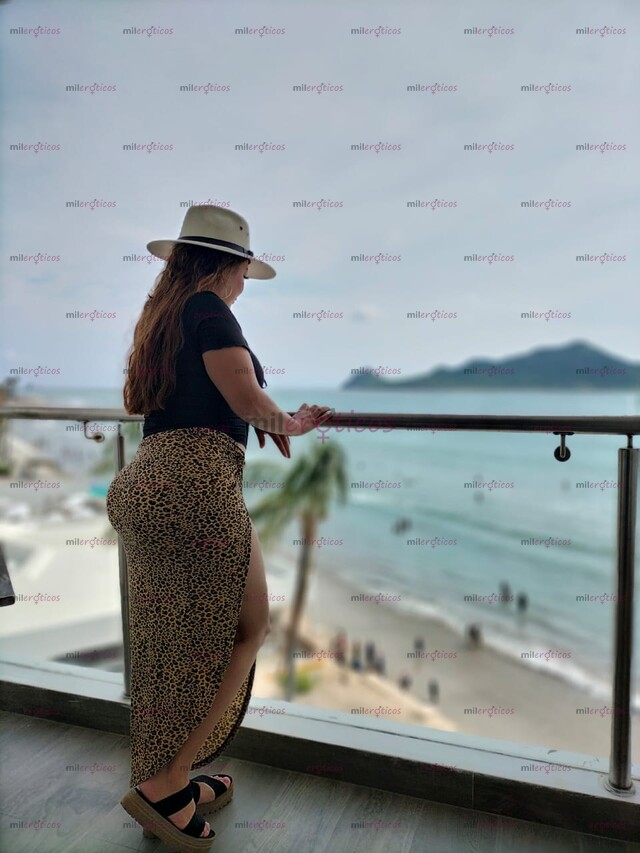 FOTOS DE WUERITA NALGONA COMPLACIENTE OPERADA NALGONCITA Y UNA RIVAS BUBIS