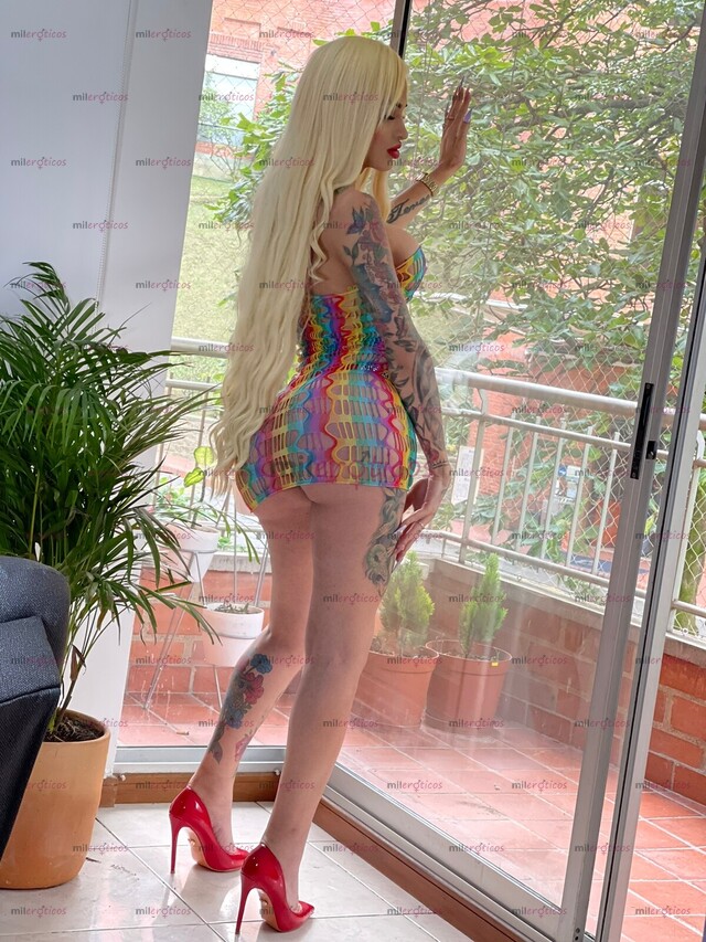 FOTOS DE LECHERA COMPLACIENTE Y FIESTERA POCOS DIAS