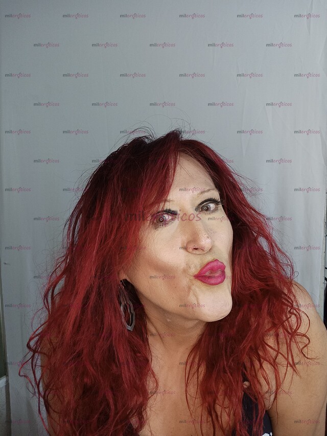 FOTOS DE TRAVESTI SHEMALE PASIVA NALGONA COMPLACIENTE MADURA SEXY MADUROS ATIENDO