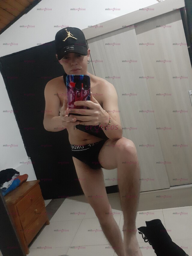 FOTOS DE POLLO PASIVO, ARRECHO COMPLACIENTE SUMISO