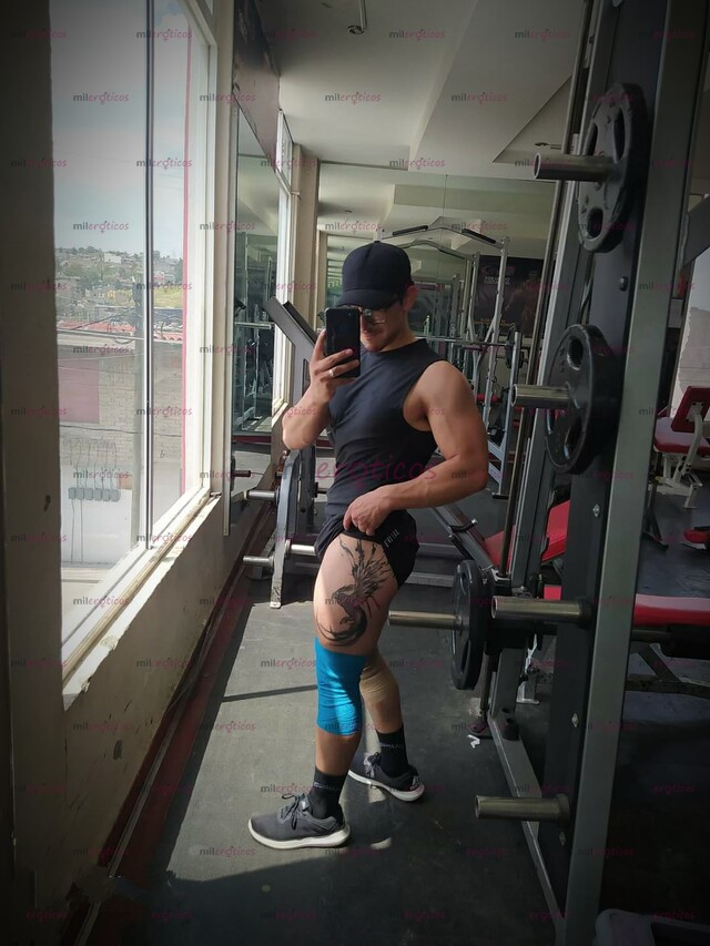 FOTOS DE JOVEN DE 20 AÑOS SÚPER CALIENTE PARA TU FANTASÍA