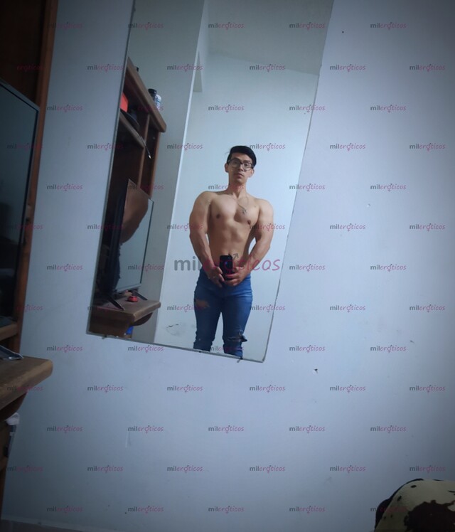 FOTOS DE JOVEN DE 20 AÑOS SÚPER CALIENTE PARA TU FANTASÍA