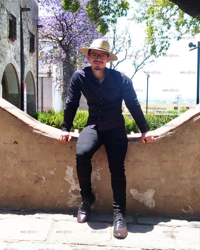 FOTOS DE JOVEN DE 20 AÑOS SÚPER CALIENTE PARA TU FANTASÍA