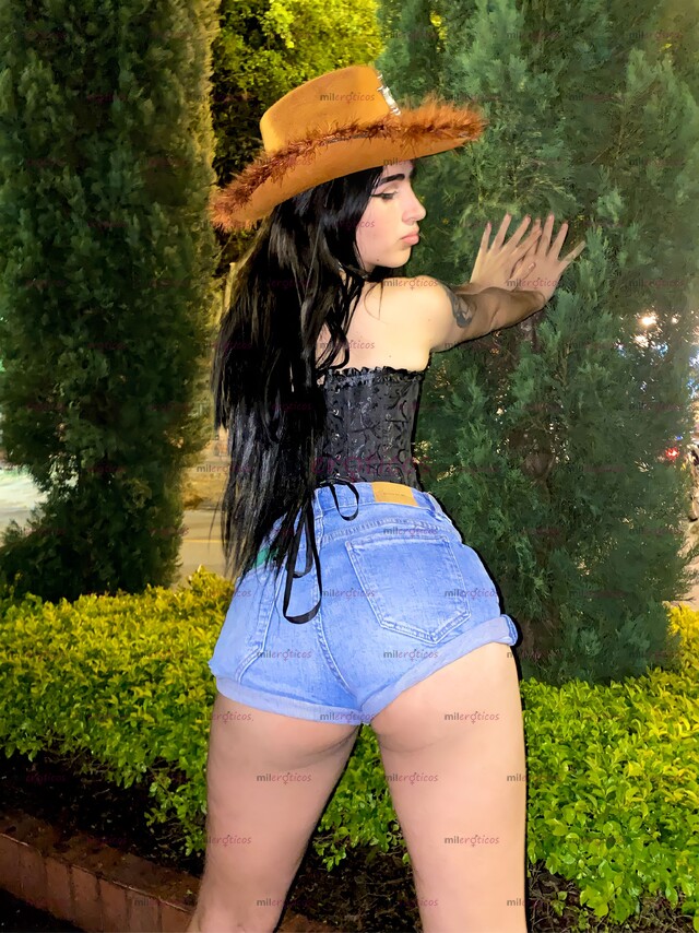 FOTOS DE POLLITA FEMENINA NATURAL COLOMBIANA ( REAL Y CONTENIDO )