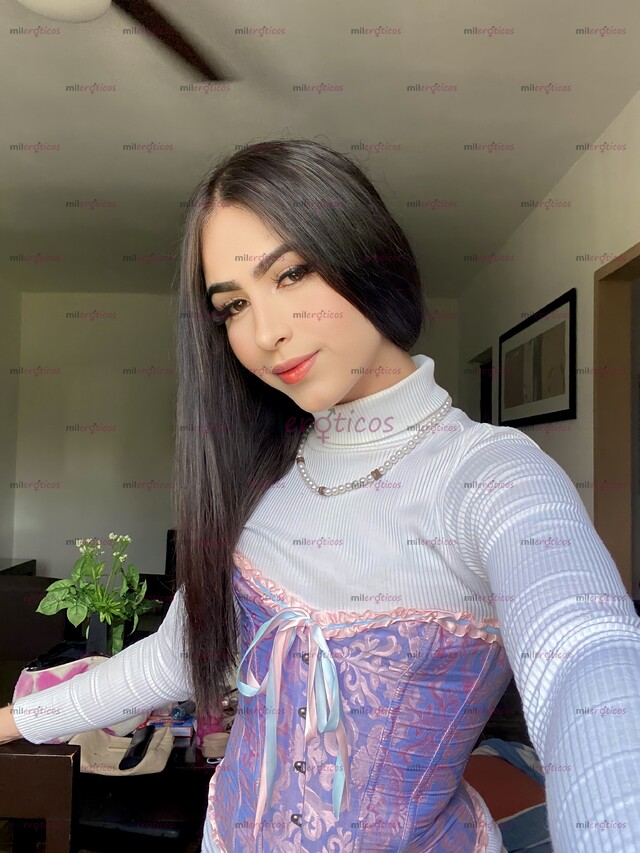 FOTOS DE 100% FEMENINA NATURAL PASIVA ( LÍA SUÁREZ )