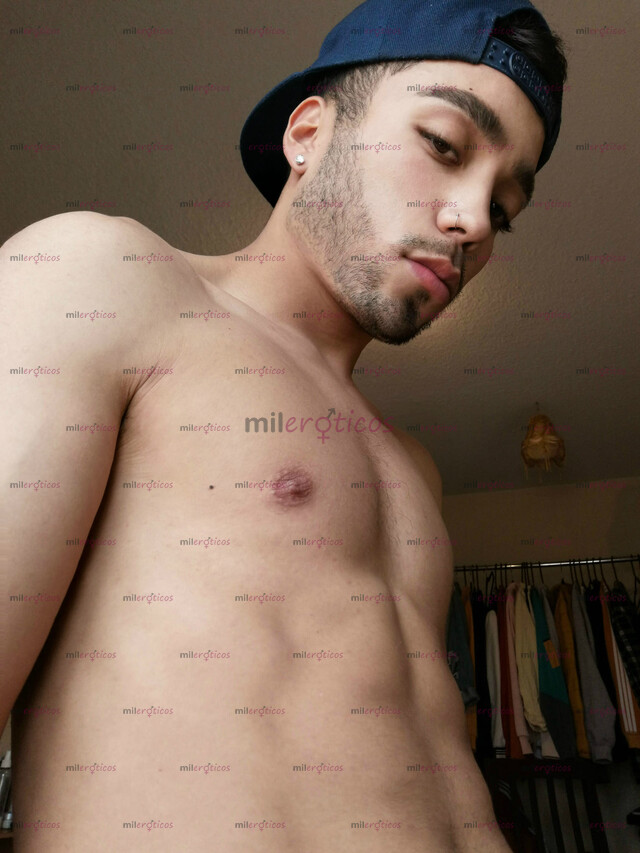 FOTOS DE CHICO BISEXUAL DEPORTISTA MODELO 20 AÑOS